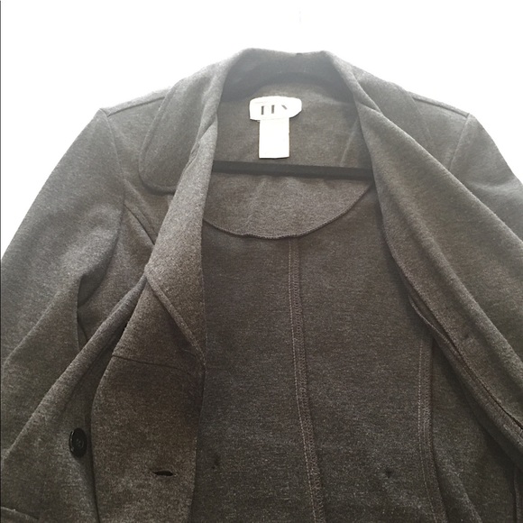 📸Classic Chic Double Breasted Button Down Smokey Grey Coat Warm & Cozy Style🧥 - Picture 7 of 15